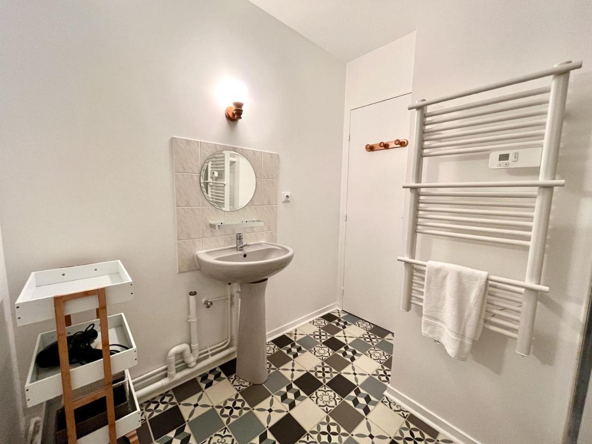 Salm, Coquet Studio Avec Balcon Ouistreham Bagian luar foto